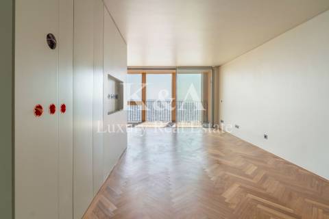 Apartamento T2 1º linha na Foz, vista mar.