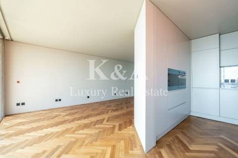 Apartamento T2 1º linha na Foz, vista mar.