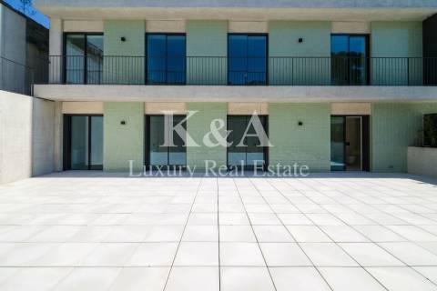 Apartamento T4 com jardim Parque da Cidade