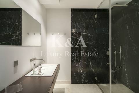 Moderna moradia V5 em resort no Alvor, Algarve.