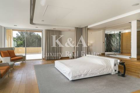 Moderna moradia V5 em resort no Alvor, Algarve.