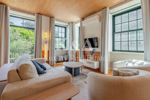 Apartamento T1 em prédio totalmente remodelado no Passeio Alegre na Foz.