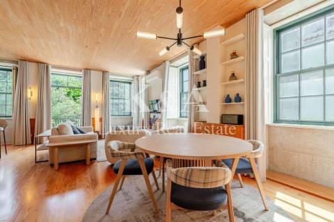 Apartamento T1 em prédio totalmente remodelado no Passeio Alegre na Foz.