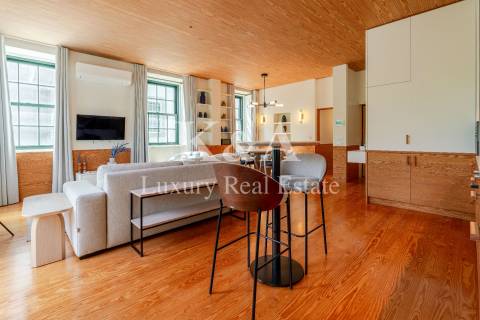 Apartamento T1 em prédio totalmente remodelado no Passeio Alegre na Foz.