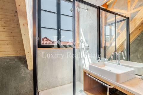 Apartamento T2 em prédio totalmente remodelado no Passeio Alegre na Foz.