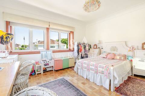 Moradia V5 na Foz próxima do mar