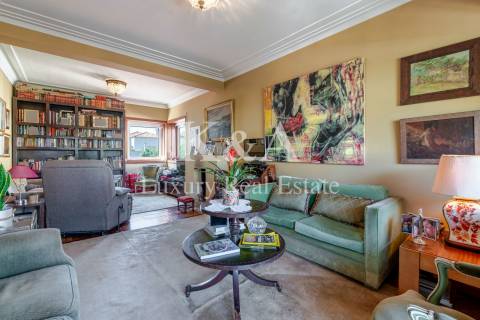 Moradia V5 na Foz próxima do mar