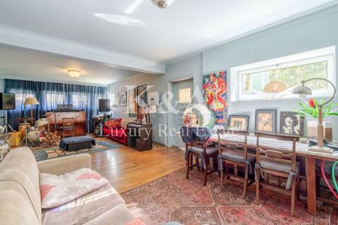 Moradia V5 na Foz próxima do mar