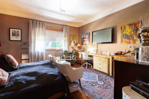 Moradia V5 na Foz próxima do mar