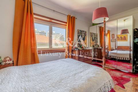 Moradia V5 na Foz próxima do mar