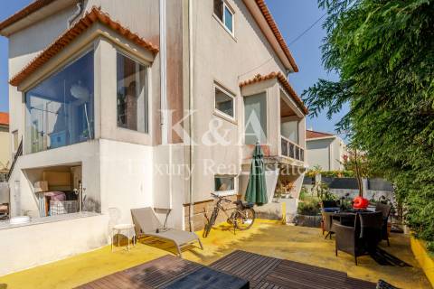 Moradia V5 na Foz próxima do mar