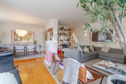 Apartamento T3 (originalmente T5) na Foz