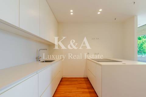 Penthouse T4 na Foz com piscina.