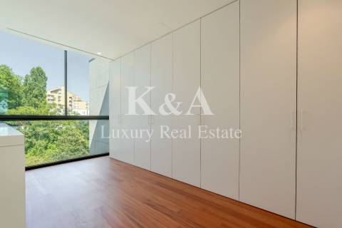 Penthouse T4 na Foz com piscina.