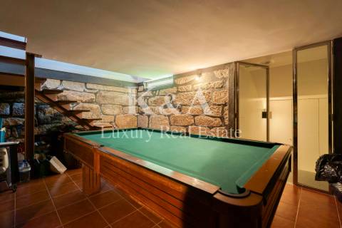 Moradia T3 com jardim perto do Parque da Cidade.