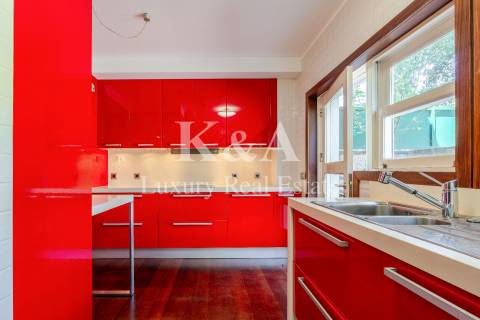 Moradia T3 com jardim perto do Parque da Cidade.