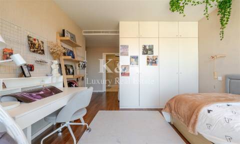 Apartamento T4 em condomínio fechado