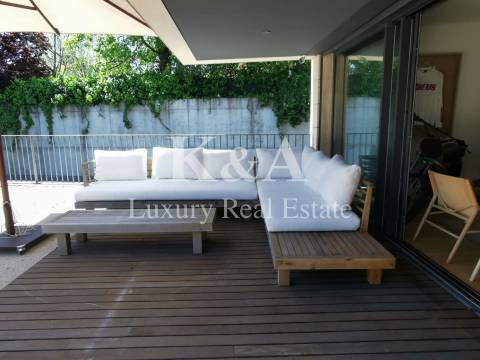 Andar moradia T3 na Foz em condomínio fechado