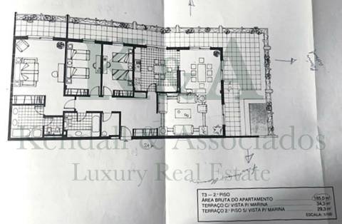 Apartamento T3 na Marina de Vilamoura, Algarve.