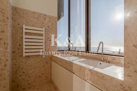 Apartamento T4 com vistas panorâmicas na Foz.