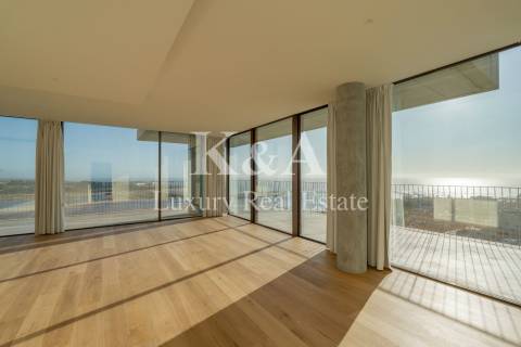Apartamento T4 com vistas panorâmicas na Foz.