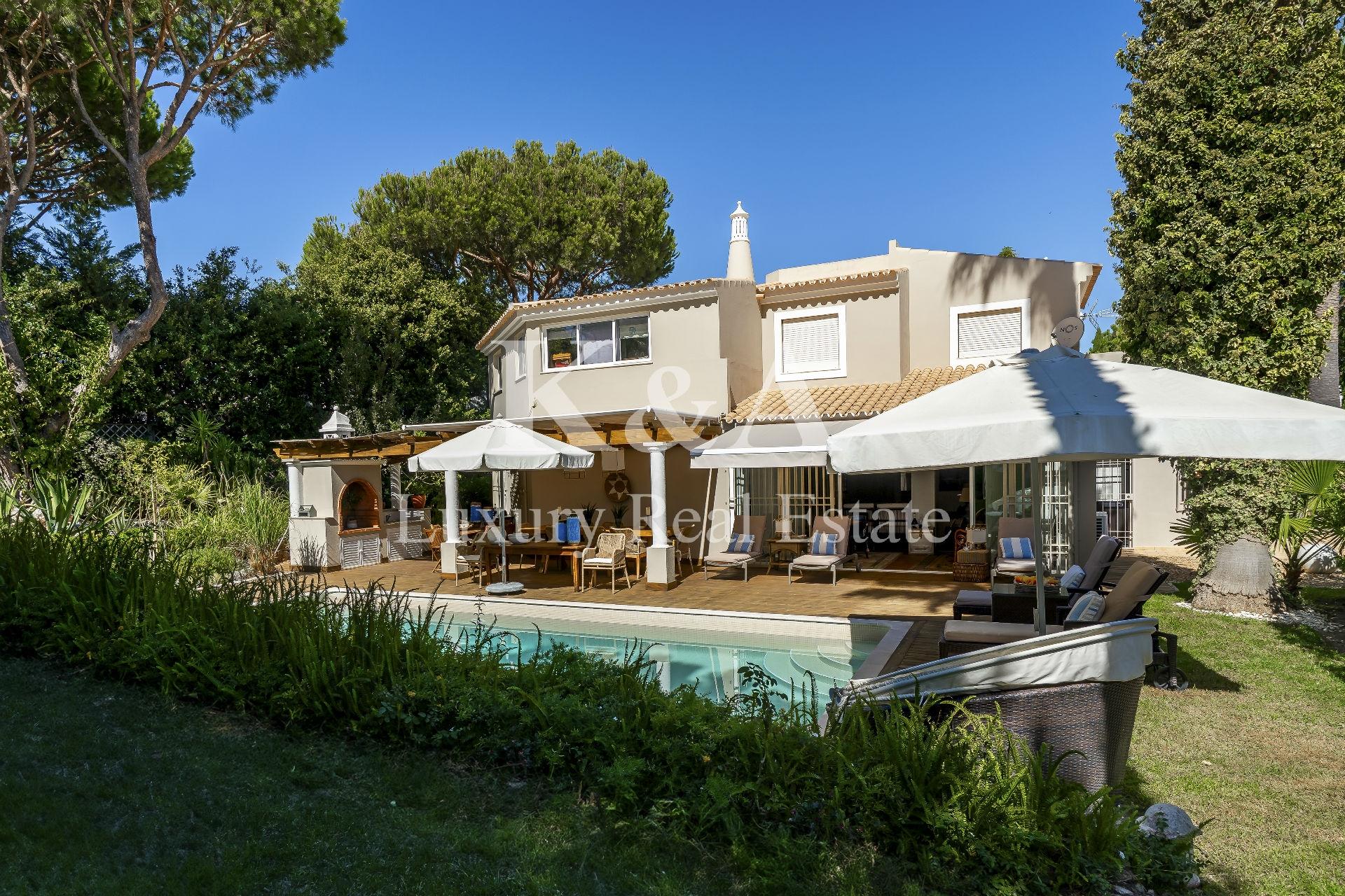 Moradia V5 em Vale do Lobo, Algarve.