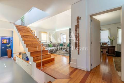 Moradia T3 com jardim no centro histórico de Leça.