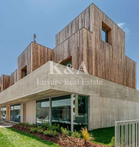 Moradia T4+1 num Novo Condomínio na Boavista