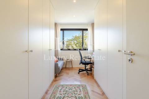 Apartamento T2+1 na Foz Velha.