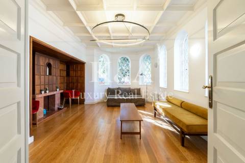 Moradia isolada no Bairro de Hollywood