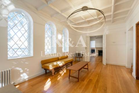 Moradia isolada no Bairro de Hollywood