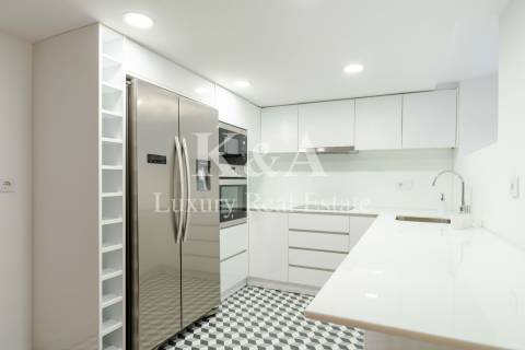 Moradia isolada no Bairro de Hollywood