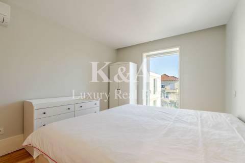 Apartamento T4 em Serralves