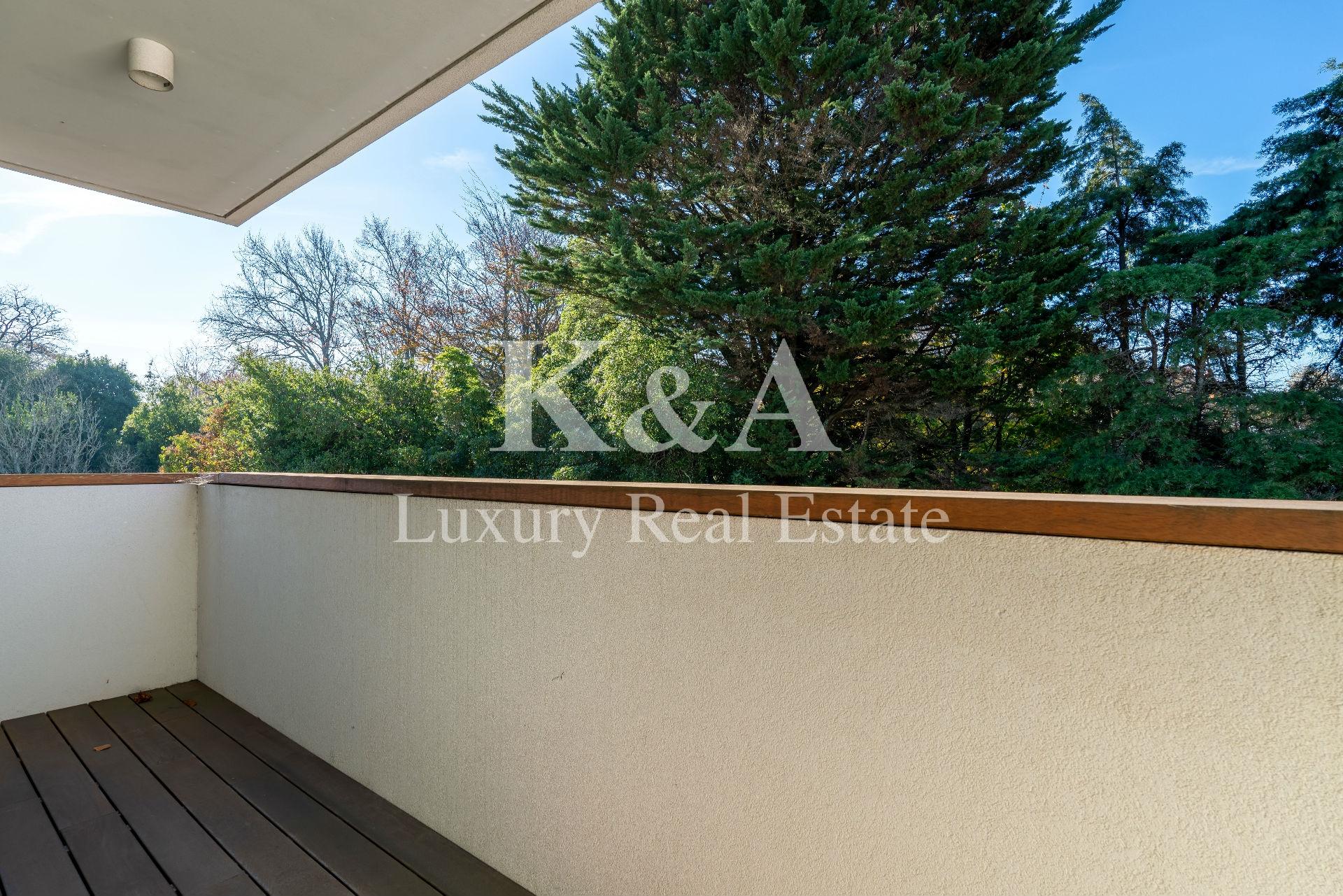 Apartamento T4 em Serralves