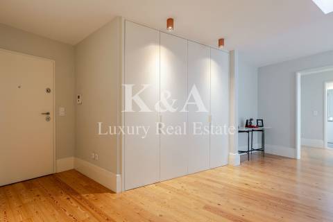 Apartamento T4 em Serralves