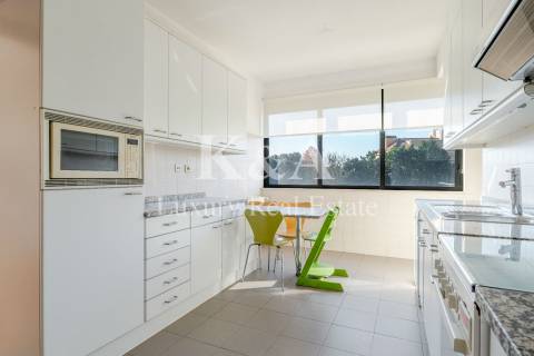 Apartamento T3+1 na Foz