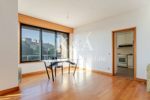 Apartamento T3+1 na Foz