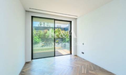 Apartamento T4 com  acabamentos de luxo.