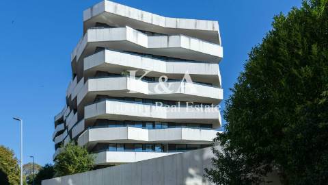 Apartamento T3 em condominio fechado na Foz