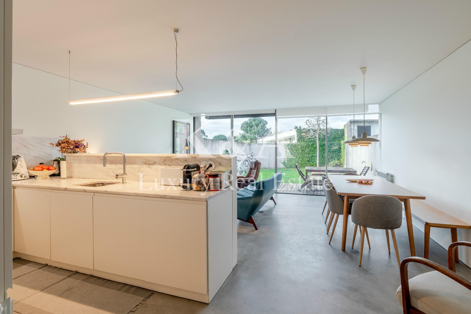 Moradia de 4 quartos a poucos minutos do Parque da Cidade