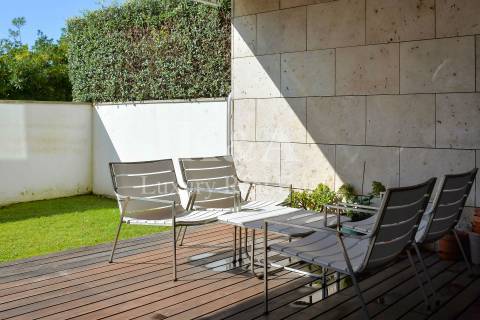 Apartamento T4 Duplex com jardim na Foz