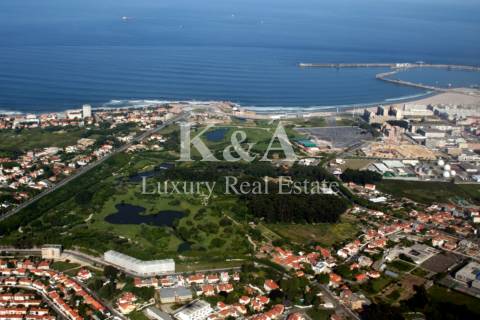 Cobertura T4, na Foz,  com vistas  e piscina privativa.