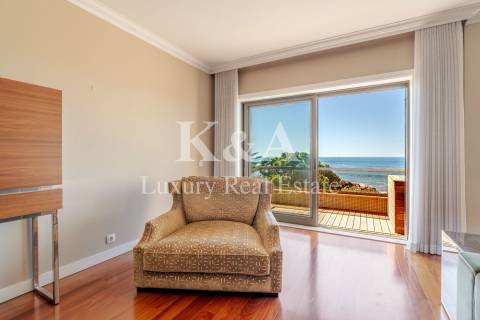 Apartamento T3 na primeira linha de mar na Foz