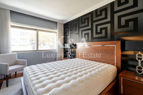 Apartamento T3 na primeira linha de mar na Foz