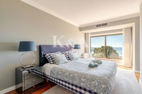 Apartamento T3 na primeira linha de mar na Foz