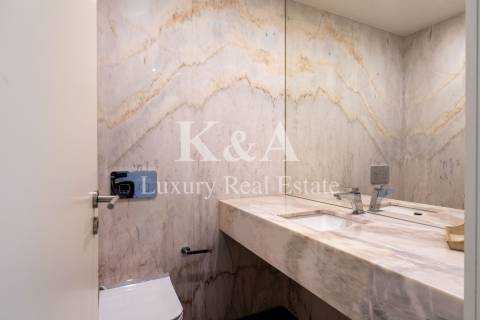 Apartamento T3 na primeira linha de mar na Foz