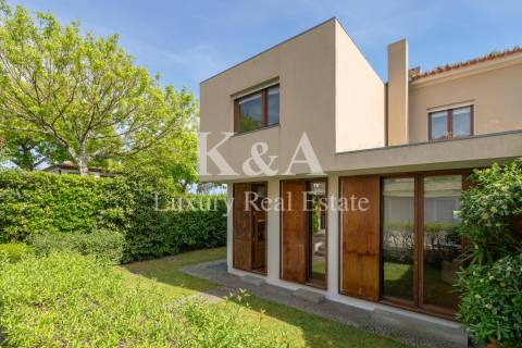 Moradia T3+1 na Foz com jardim