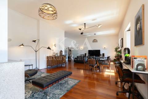 Apartamento com vista privilegiada sobre o rio Douro