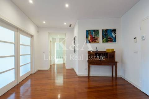 Apartamento com vista privilegiada sobre o rio Douro