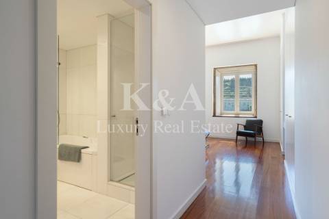 Apartamento com vista privilegiada sobre o rio Douro